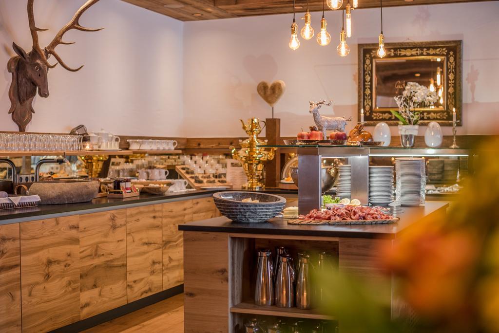 Hotel Almschloessl & Schrotteralm โอเบอร์เทาเอิร์น ภายนอก รูปภาพ
